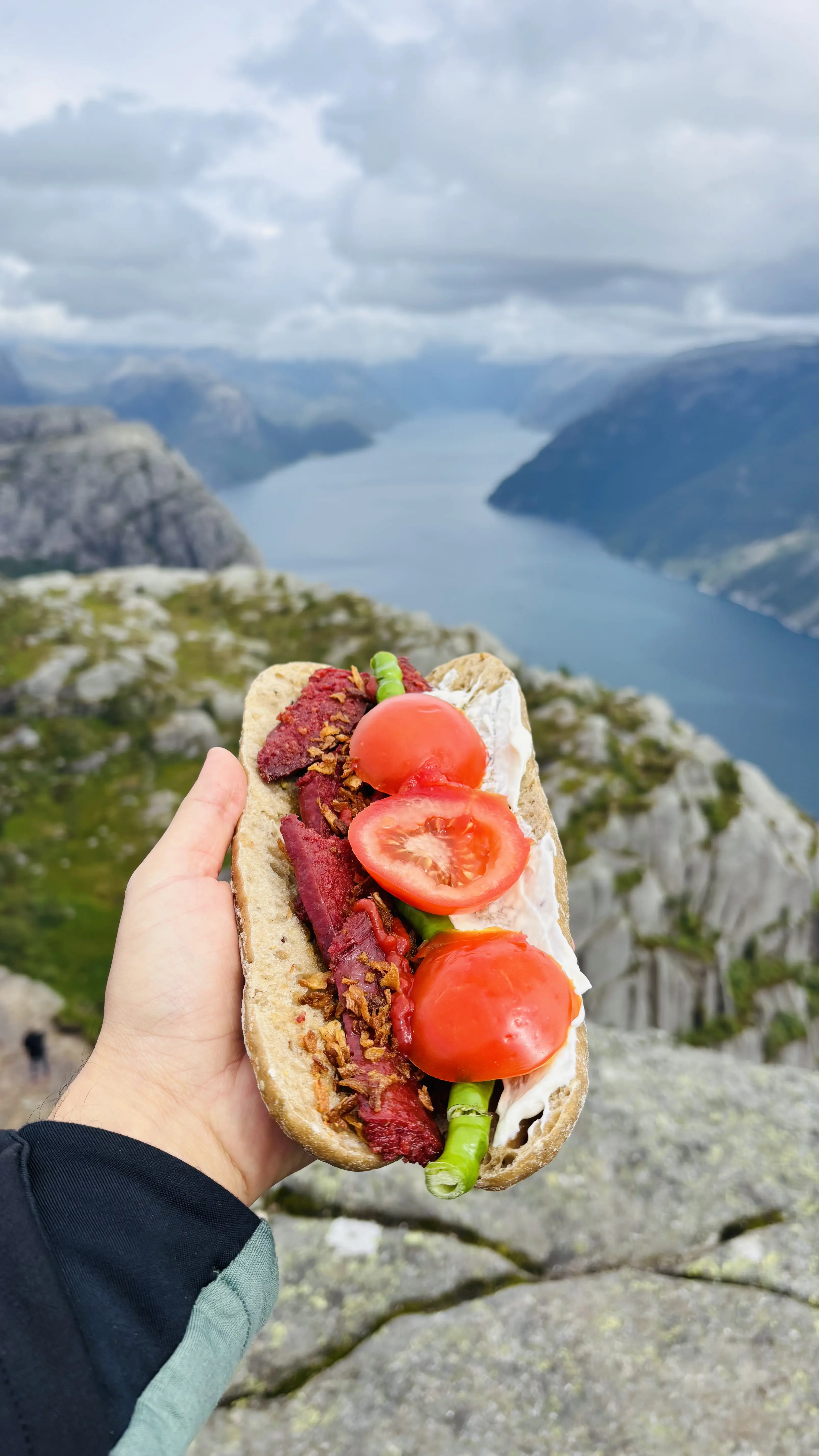 Sucuk i pølsebrød